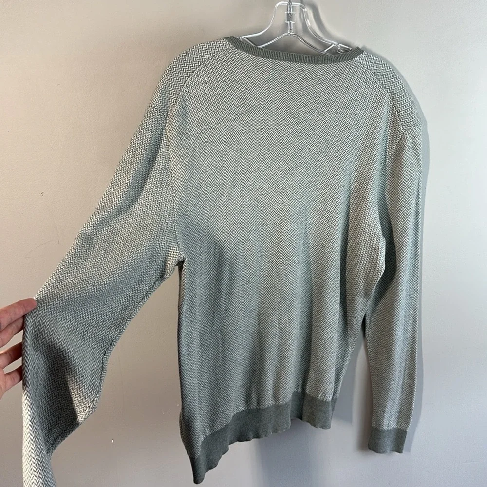 Polo Ralph Lauren Mens Gray Herringbone Pima Cotton V-Neck‎ Sweater Size M Logo